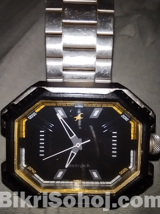 Titan fastrack